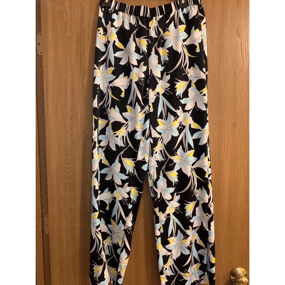 Patterned dress pants